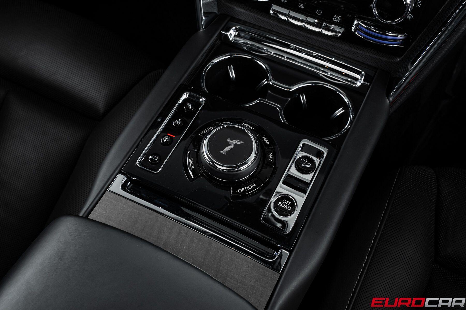 2020 Rolls-Royce Cullinan *PANORAMIC SUNROOF * IMMACULATE CONDITION*Image 28