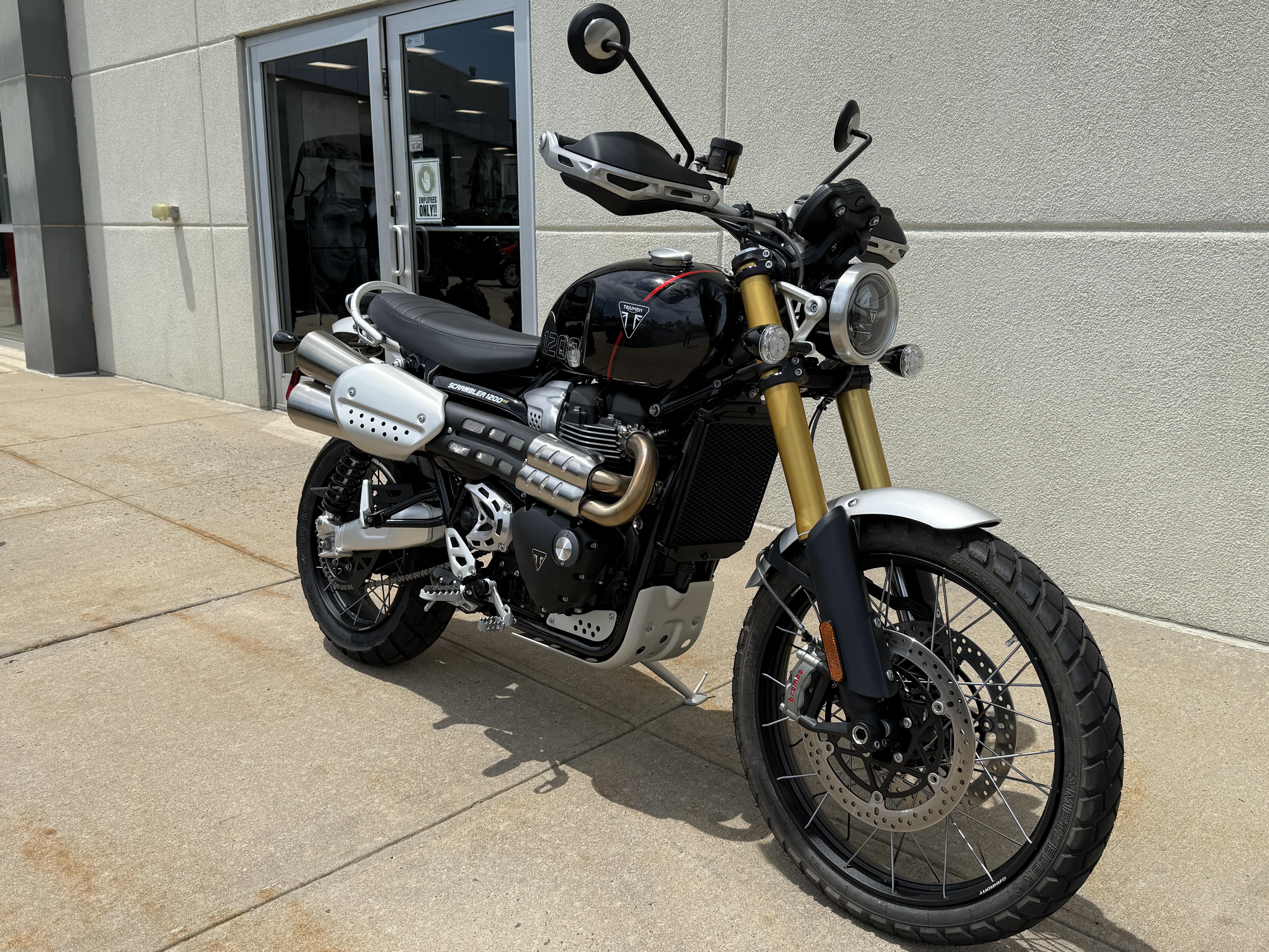 2025 Triumph SCRAMBLER 1200 XE