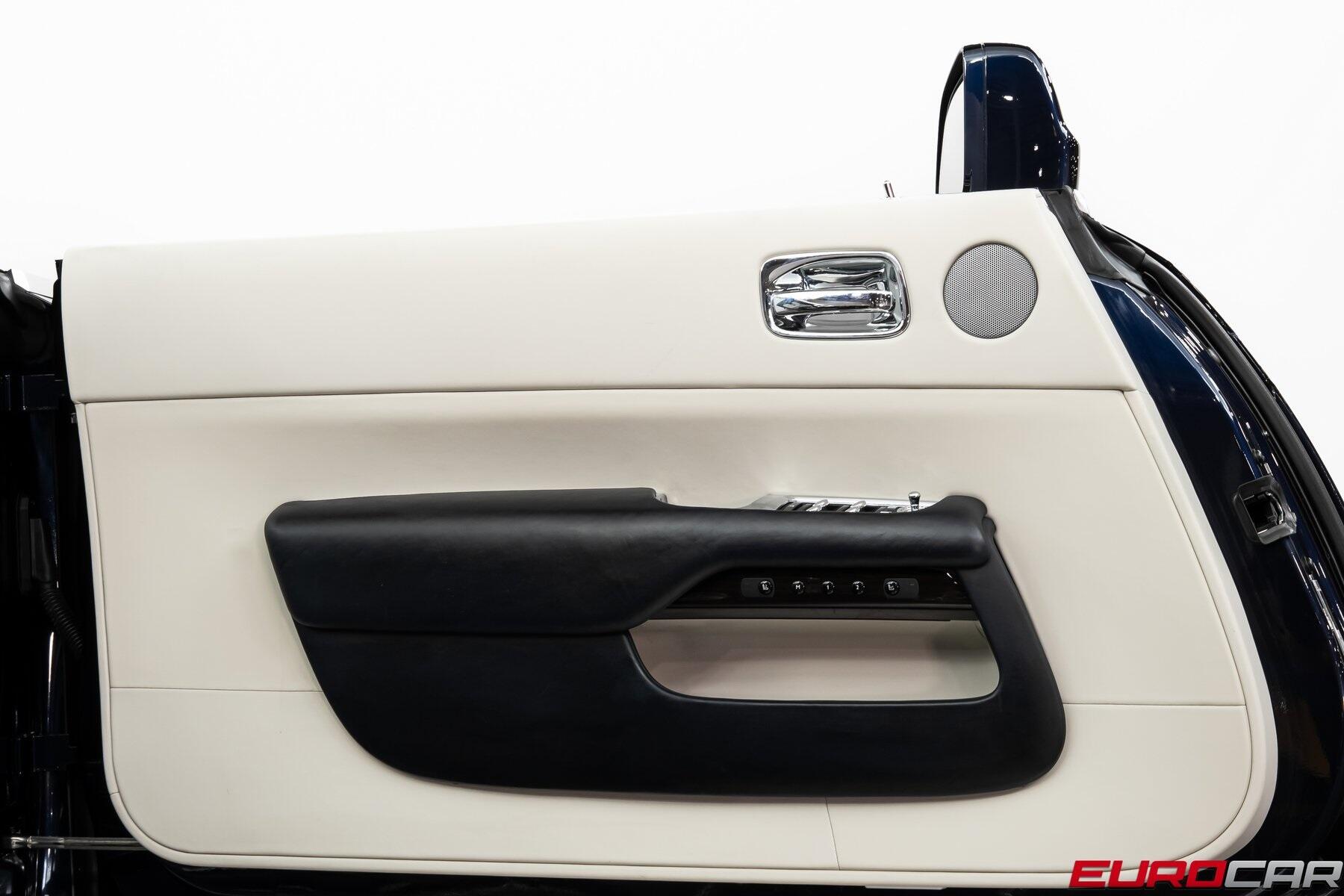 Used 2019 Rolls-Royce Dawn *FACTORY TWO-TONE * IMMACULATE CONDITION*Image 23