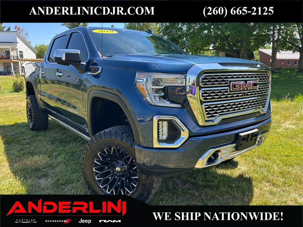 2019 GMC Sierra 4WD Crew Cab Short Box's photo