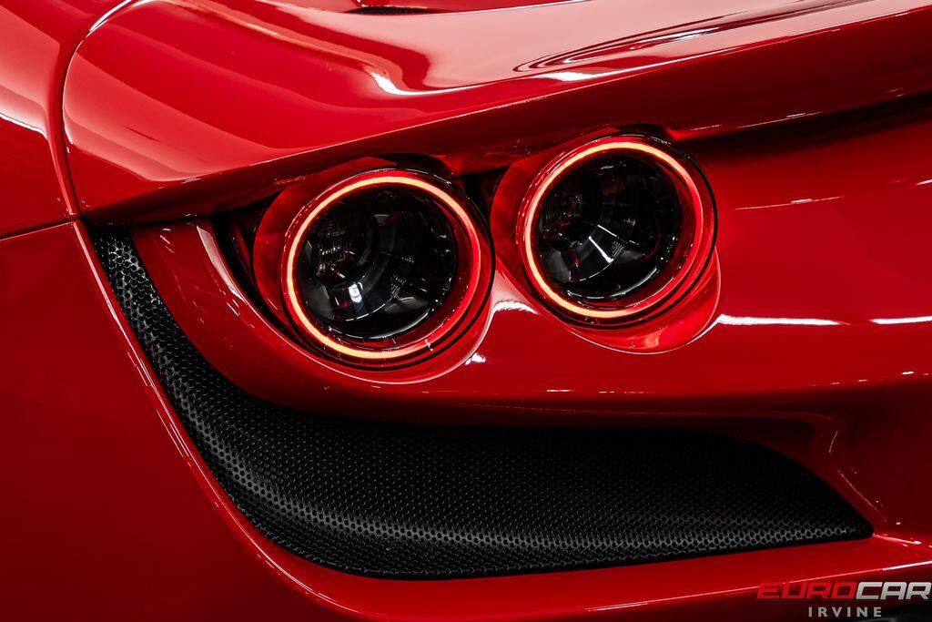 2021 Ferrari F8 Tributo *CARBON STEERING WHEEL * FULL ELECTRIC SEATS*Image 22
