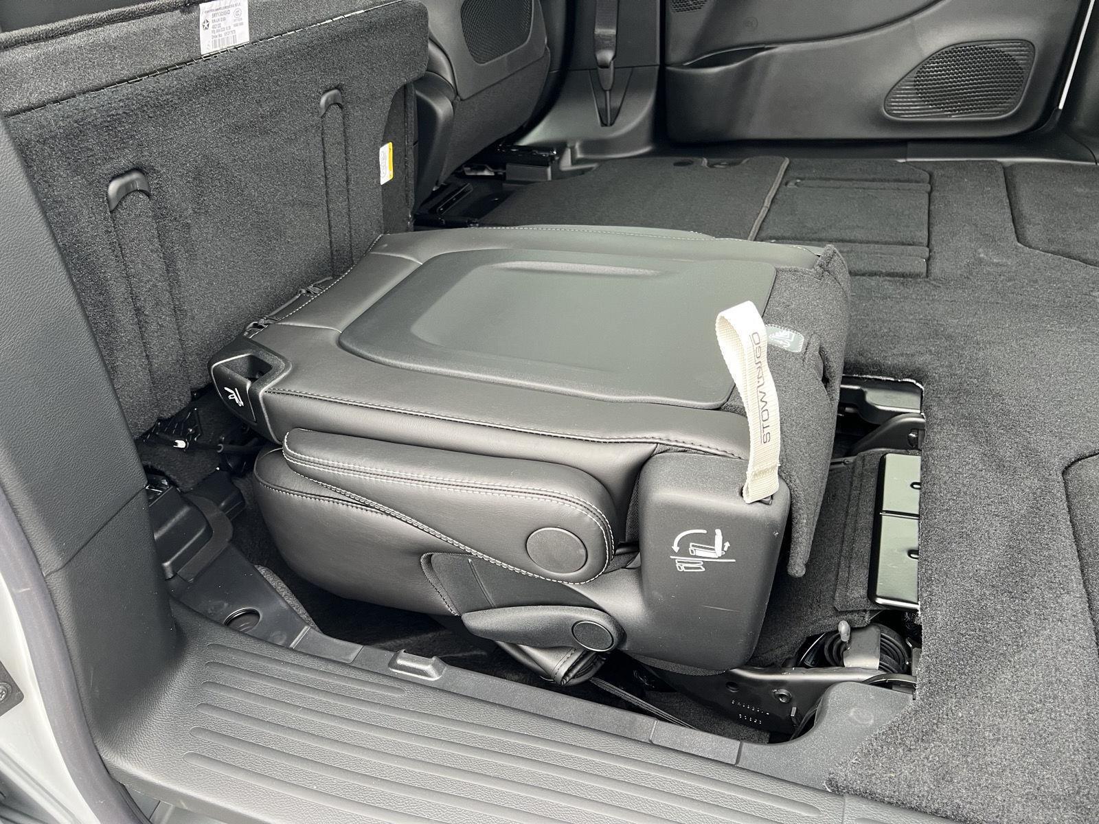 2026 Chrysler Voyager LX - Photo 46
