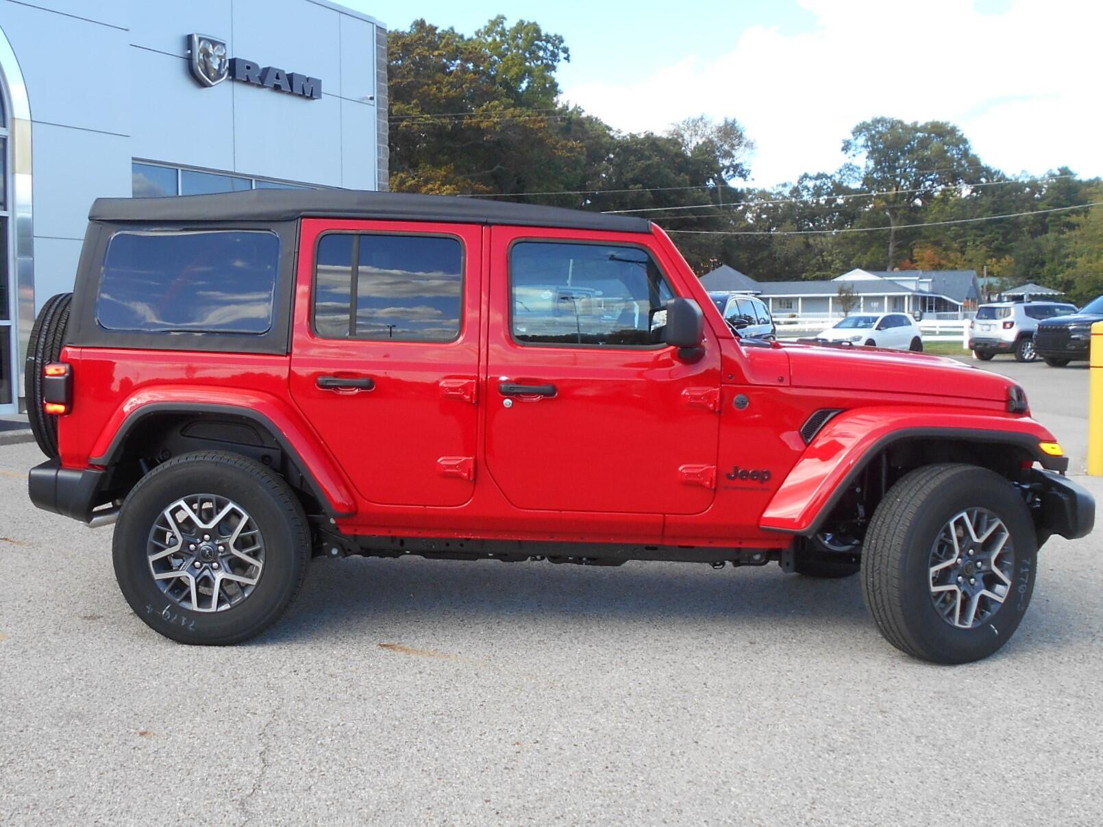 2025 Jeep Wrangler 4-Door Sahara - Photo 24