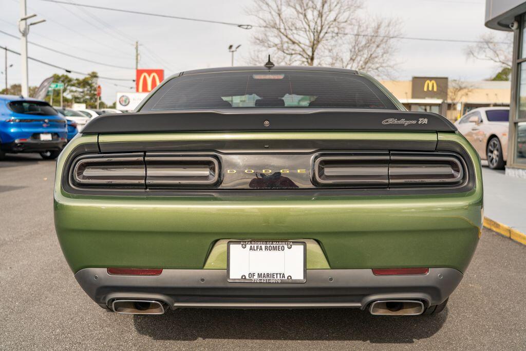 2022 Dodge Challenger R/T photo 6