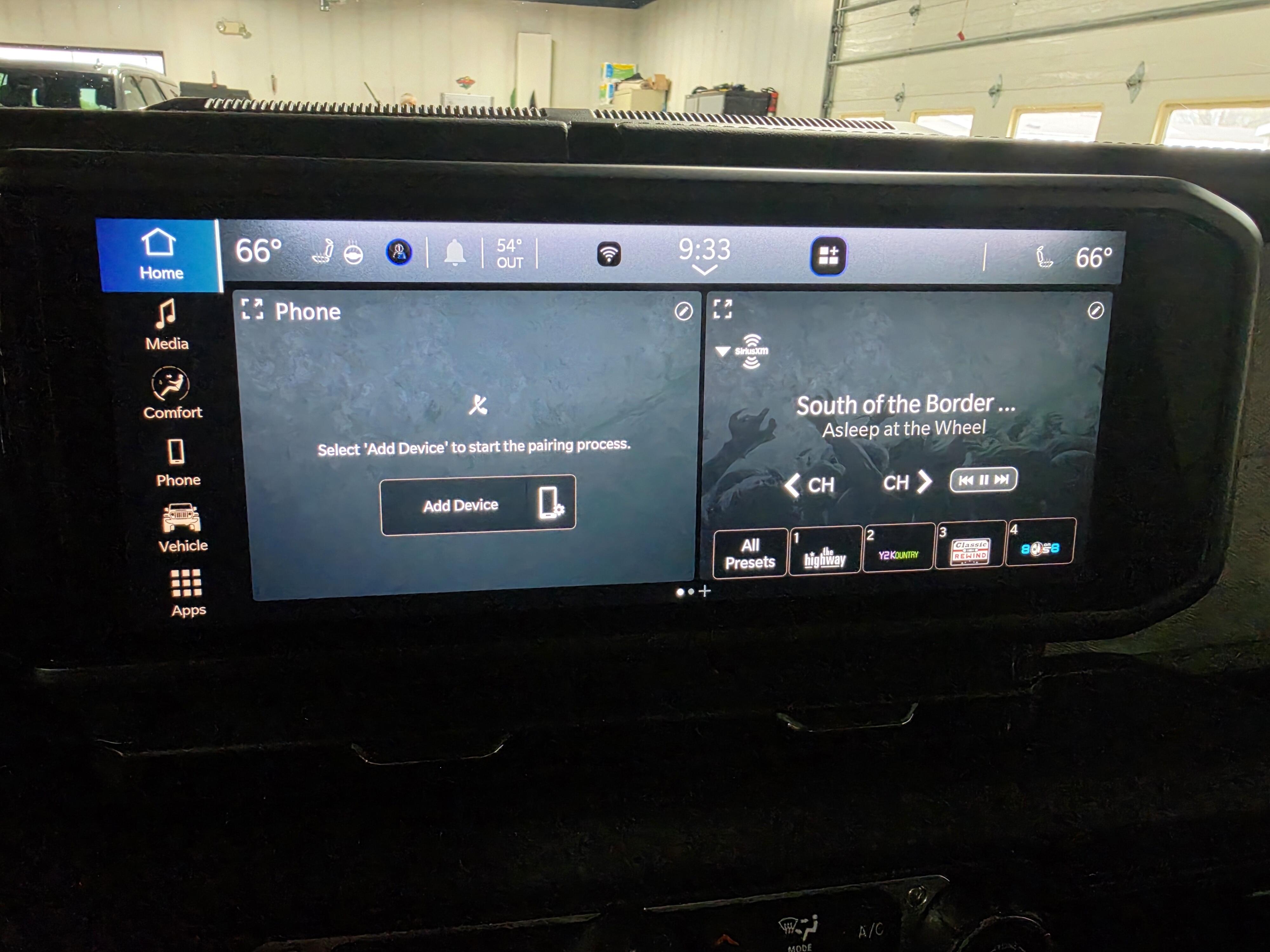 2025 Jeep Wrangler 4xe Sahara 4XE's photo