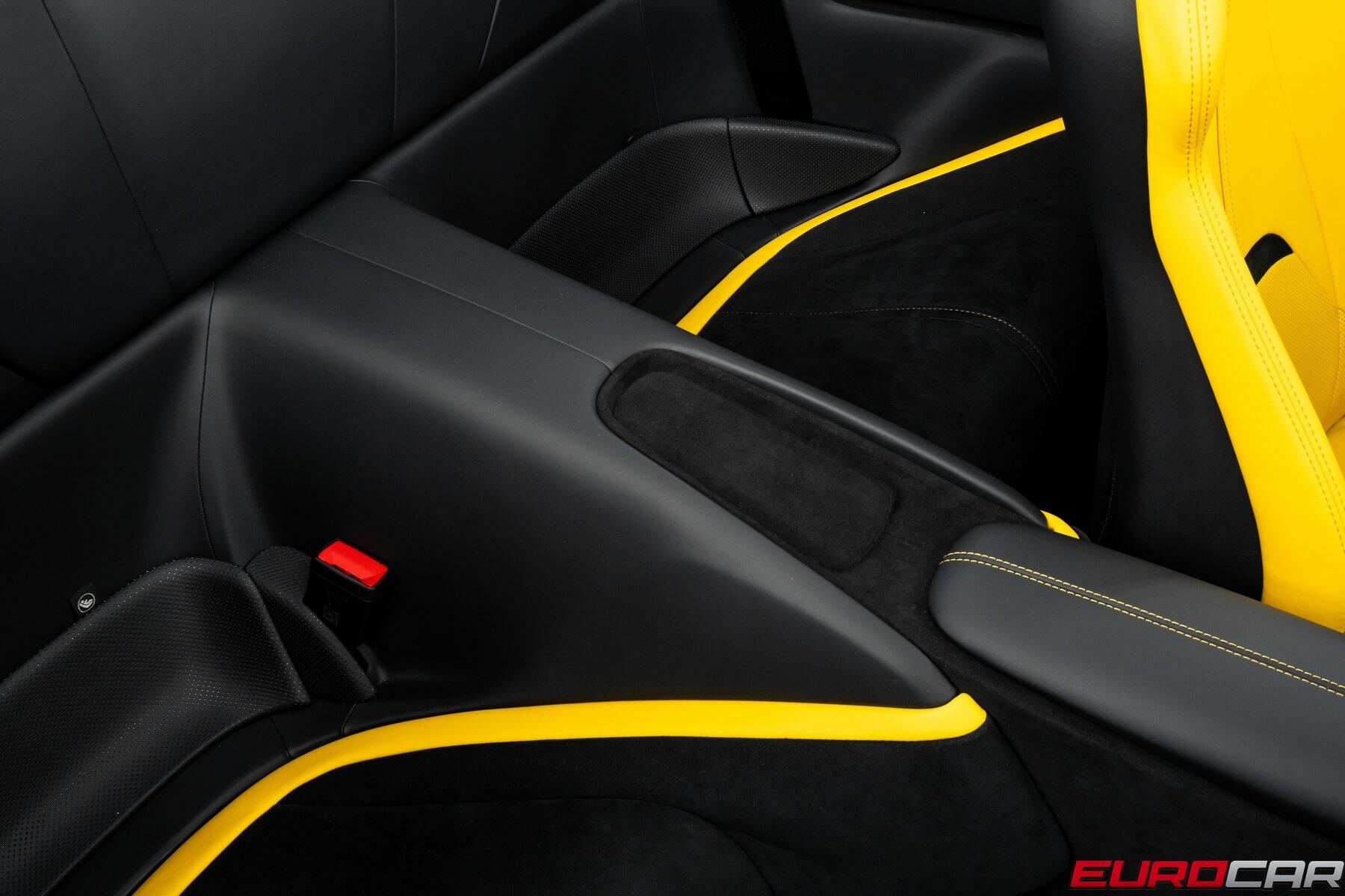 Used 2025 Ferrari Roma *FULL BODY PPF * CARBON FIBER LED STEERING WHEEL*Image 40