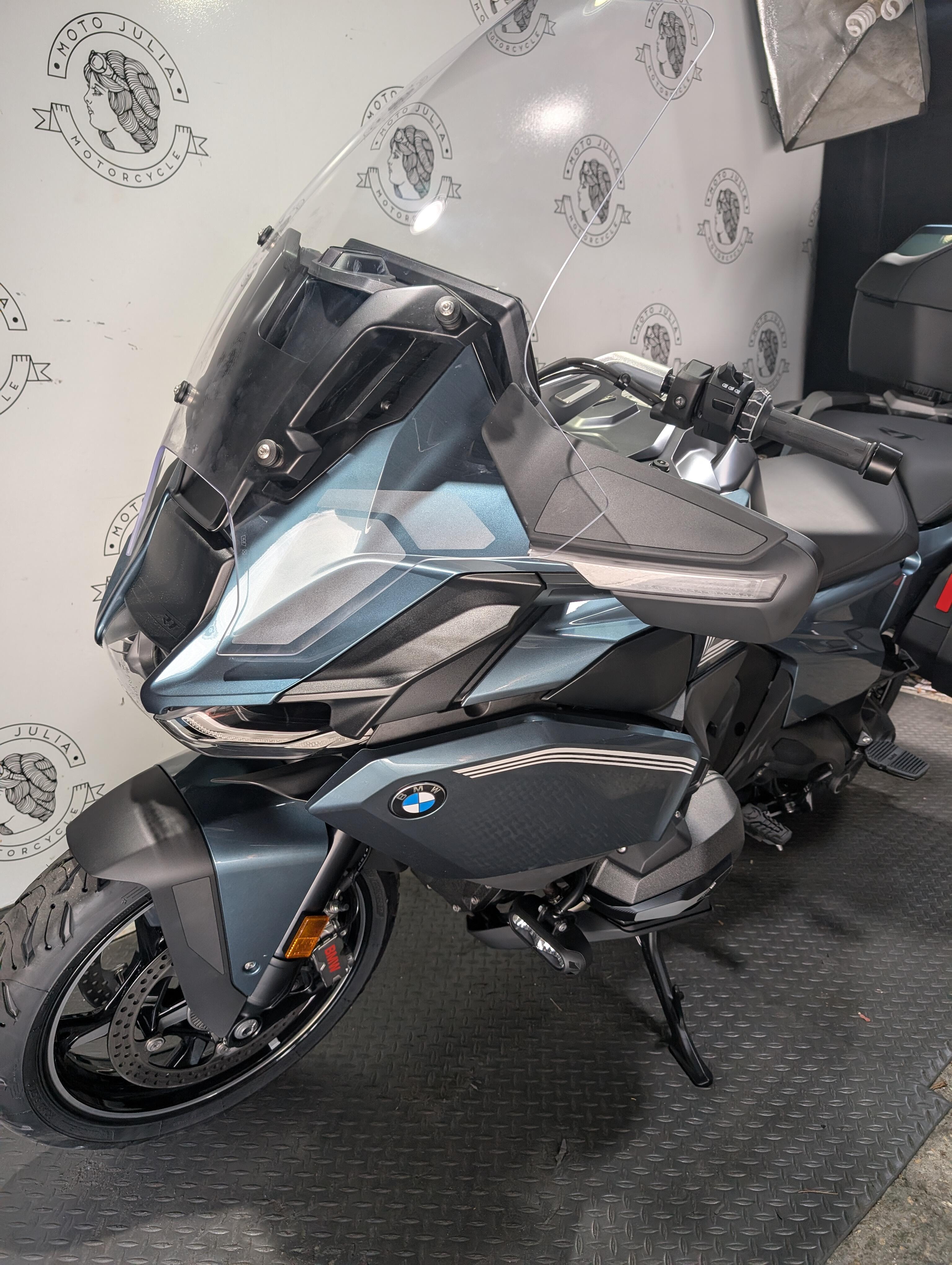 New 2026 BMW R1300 RT 