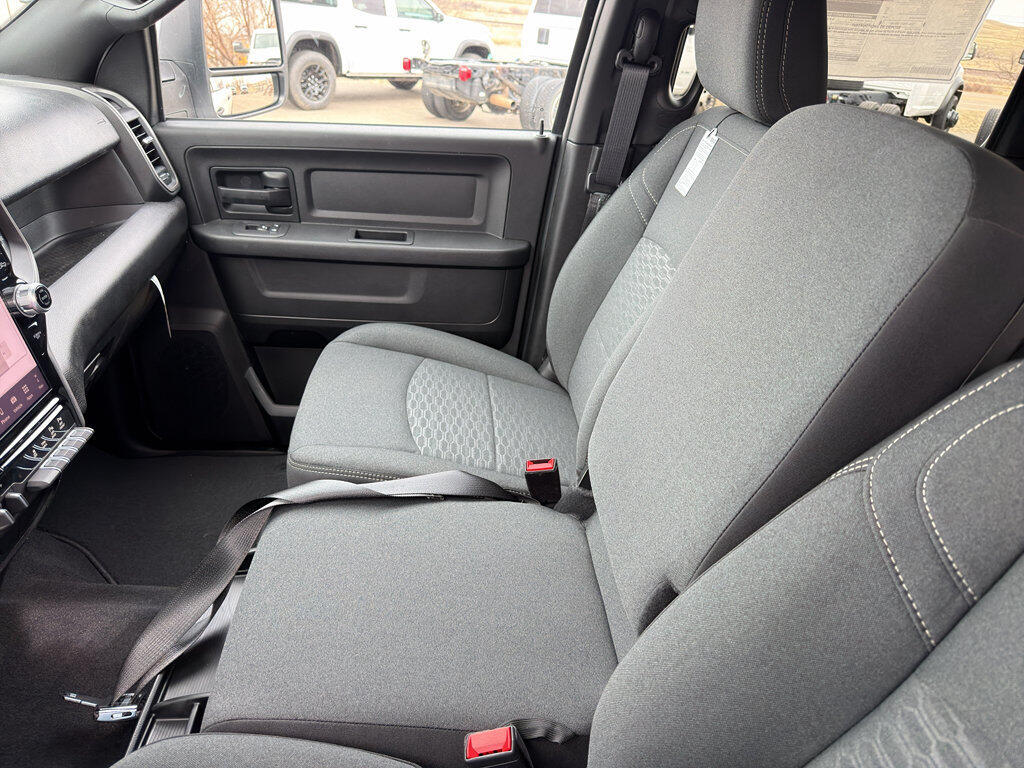 2026 RAM 2500 Tradesman - Photo 15