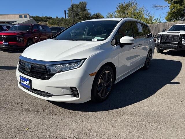 2022 Honda Odyssey Elite's photo
