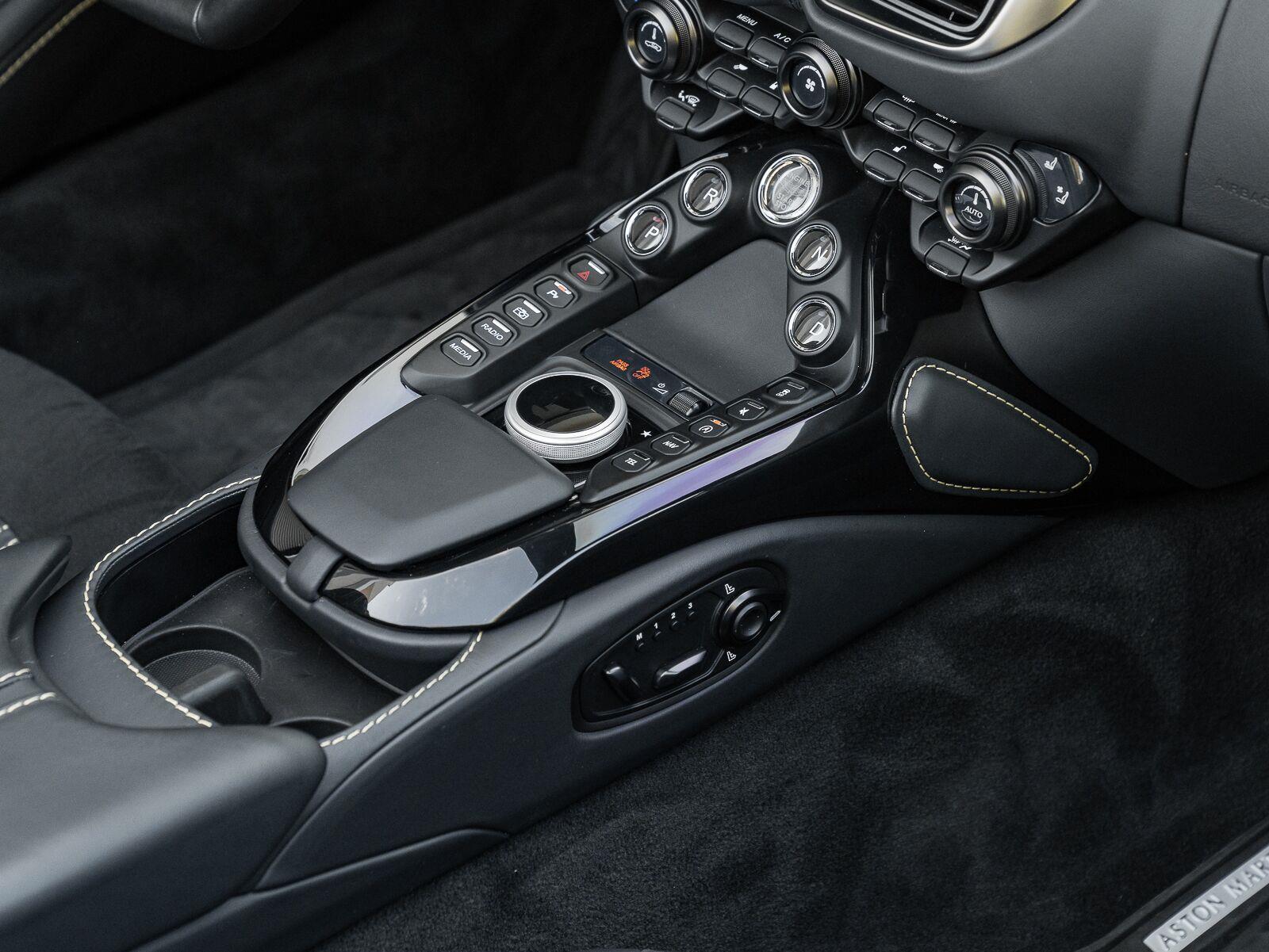 Used 2023 Aston Martin Vantage 