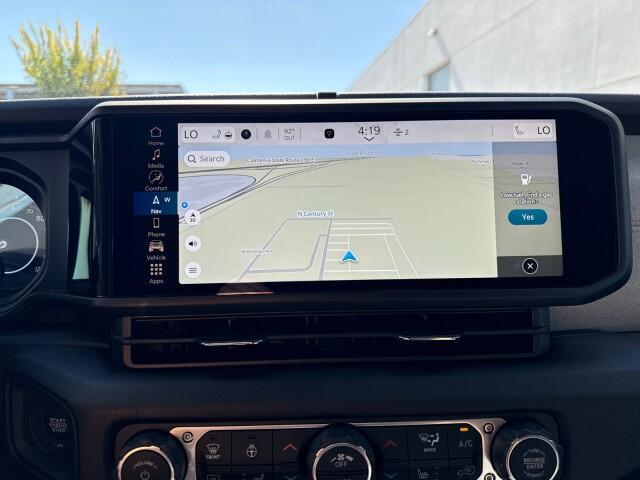 2025 Jeep Gladiator Willys - Photo 17