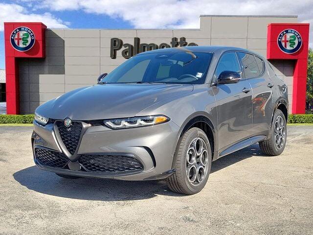 2025 Alfa Romeo Tonale Base