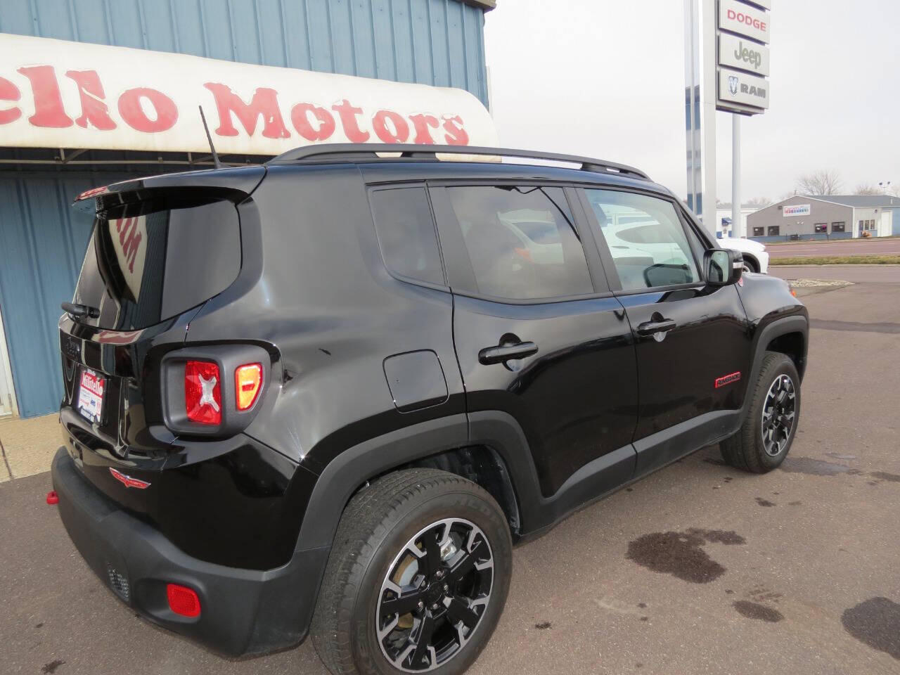 Used 2023 Jeep Renegade Trailhawk with VIN ZACNJDC18PPP55266 for sale in Fairmont, Minnesota