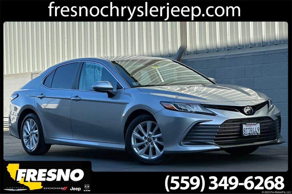 Used 2022 Toyota Camry LE with VIN 4T1C11AK6NU700598 for sale in Fresno, CA