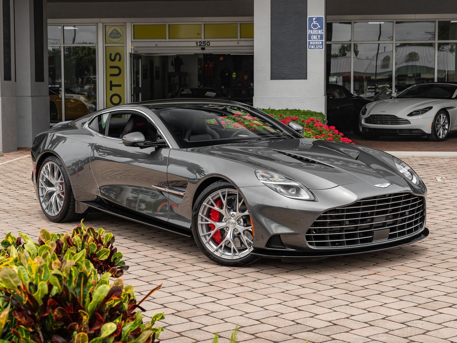 Used 2025 Aston Martin Vanquish Coupe