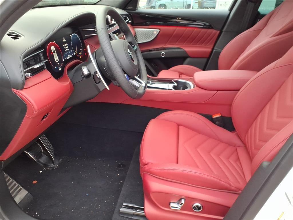 2026 Maserati Grecale Modena V6 - Photo 14