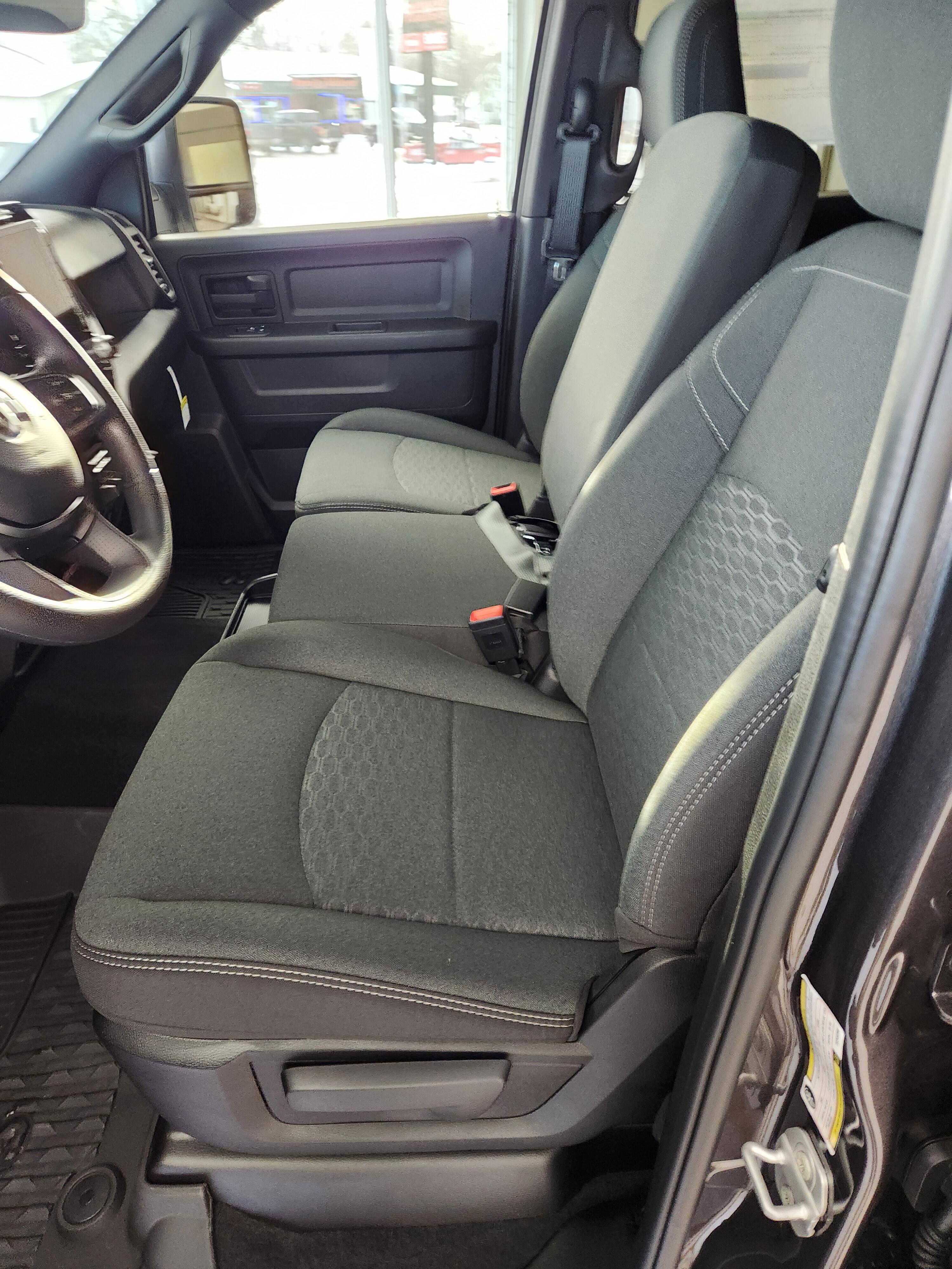 2026 RAM 2500 Tradesman - Photo 7