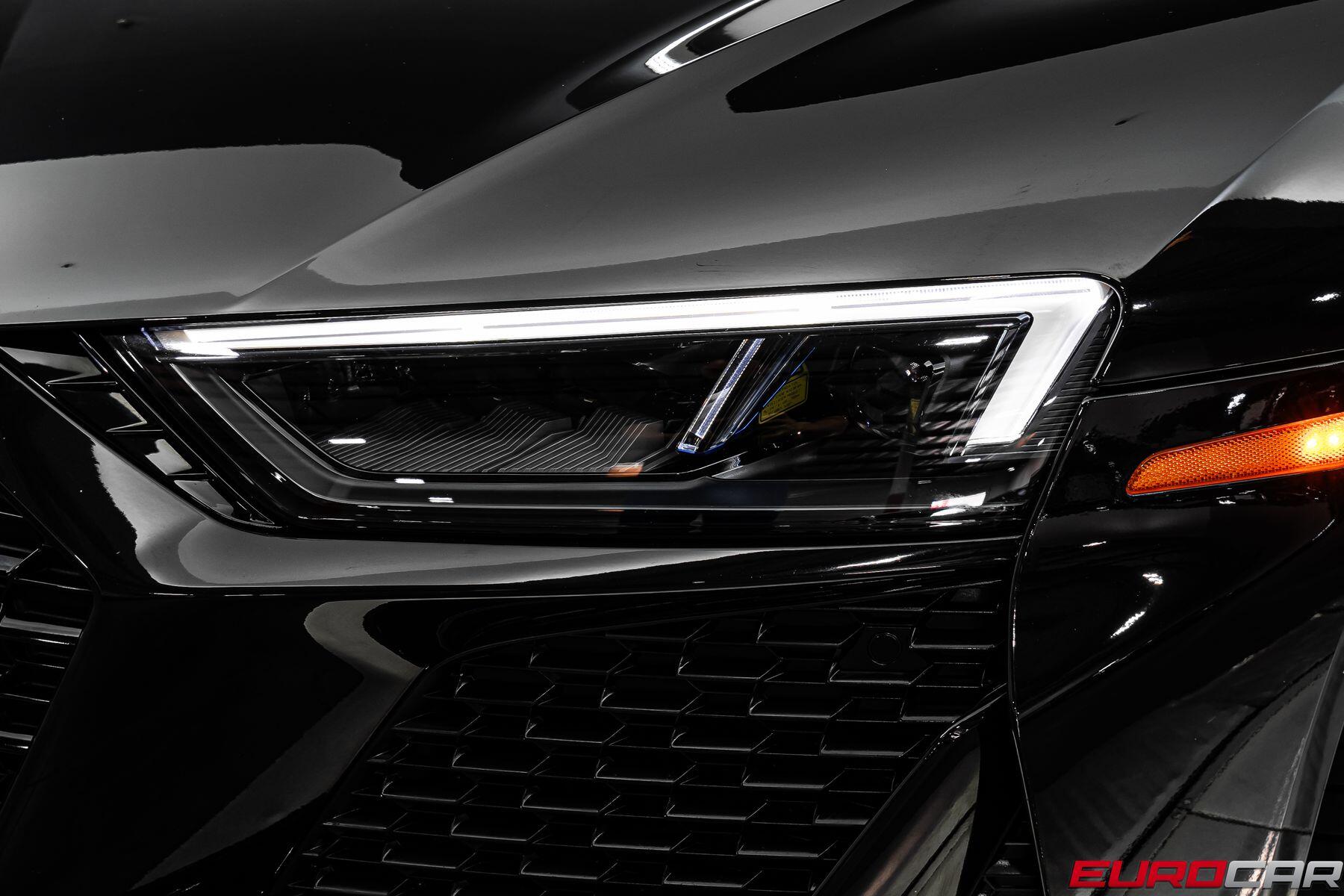2023 Audi R8 Spyder V10 Performance quattro *HUGE CARBON OPTIONS*Image 14