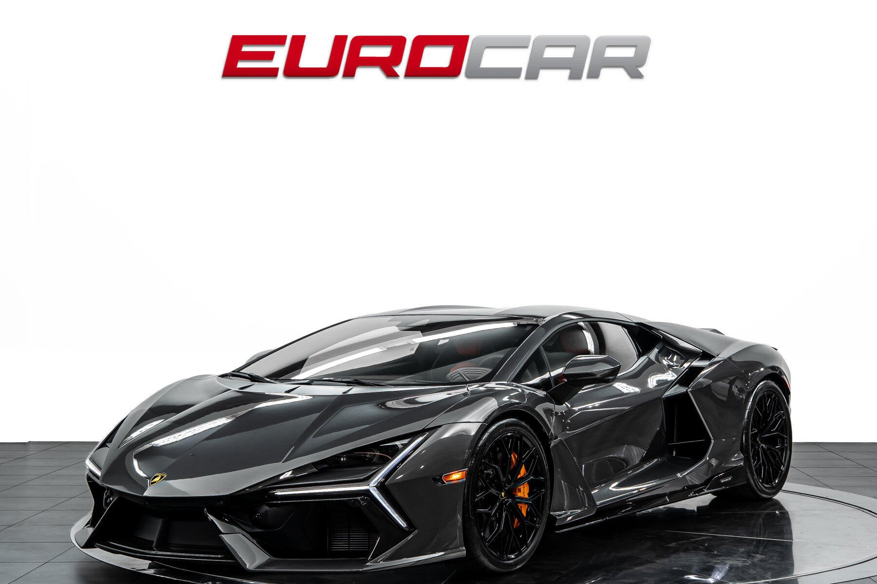 2025 Lamborghini Revuelto