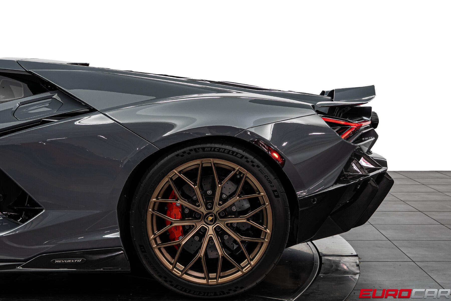 2025 Lamborghini Revuelto *HUGE CARBON OPTIONS * PASSENGER DISPLAY*Image 20