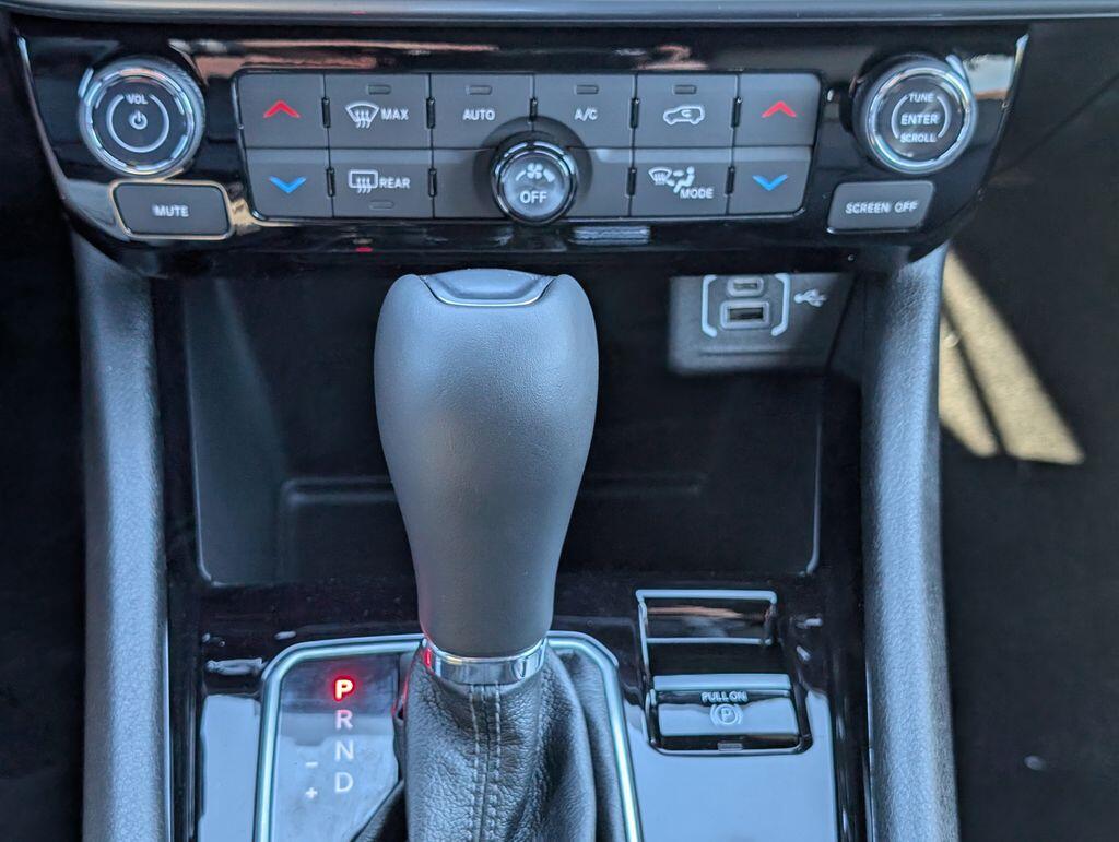 2026 Jeep Compass Limited - Photo 16