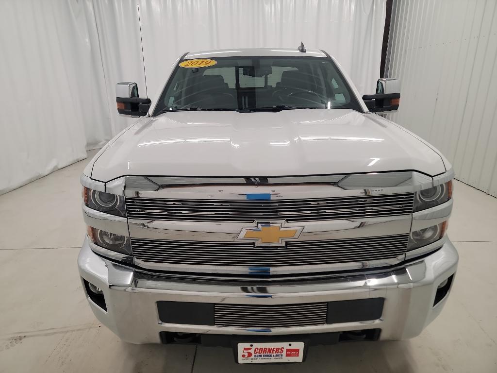 Used 2019 Chevrolet Silverado 2500HD LTZ with VIN 1GC1KTEG7KF211766 for sale in Cedarburg, WI