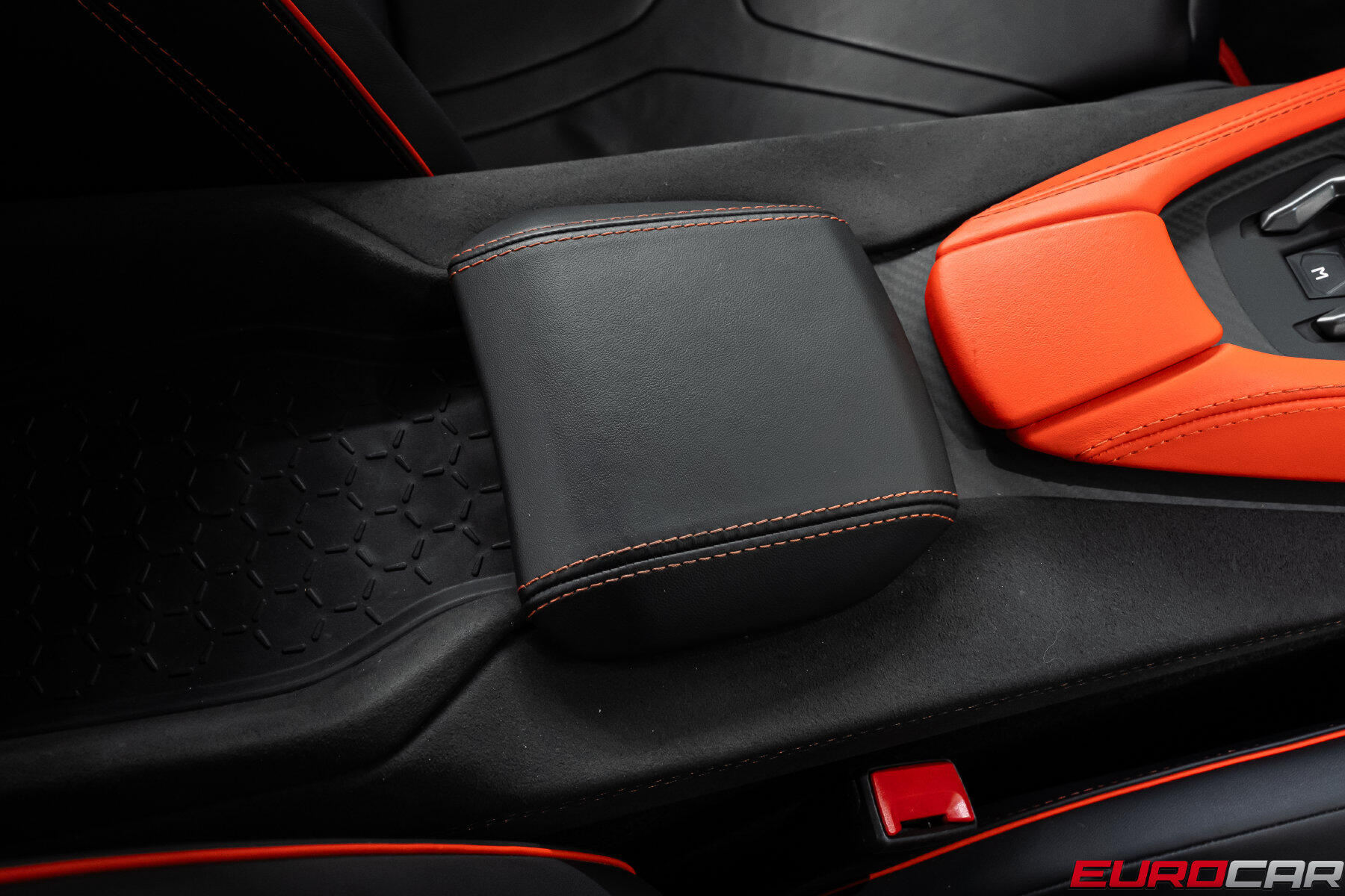 2025 Lamborghini Revuelto *HUGE CARBON OPTIONS * PASSENGER DISPLAY*Image 38