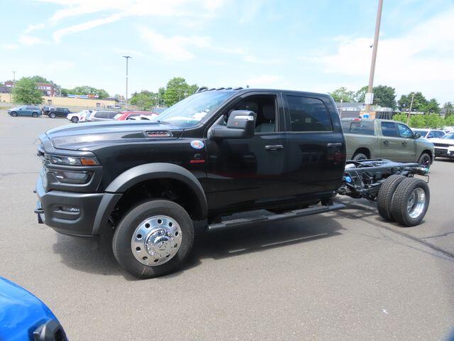 2026 RAM 5500 Chassis Cab 5500 Tradesman Chassis Crew Cab 4x4 60' Ca