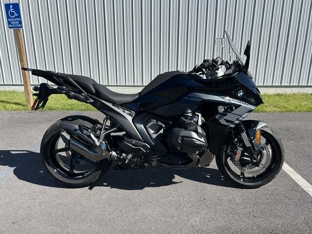 2026 BMW R 1300 RS
