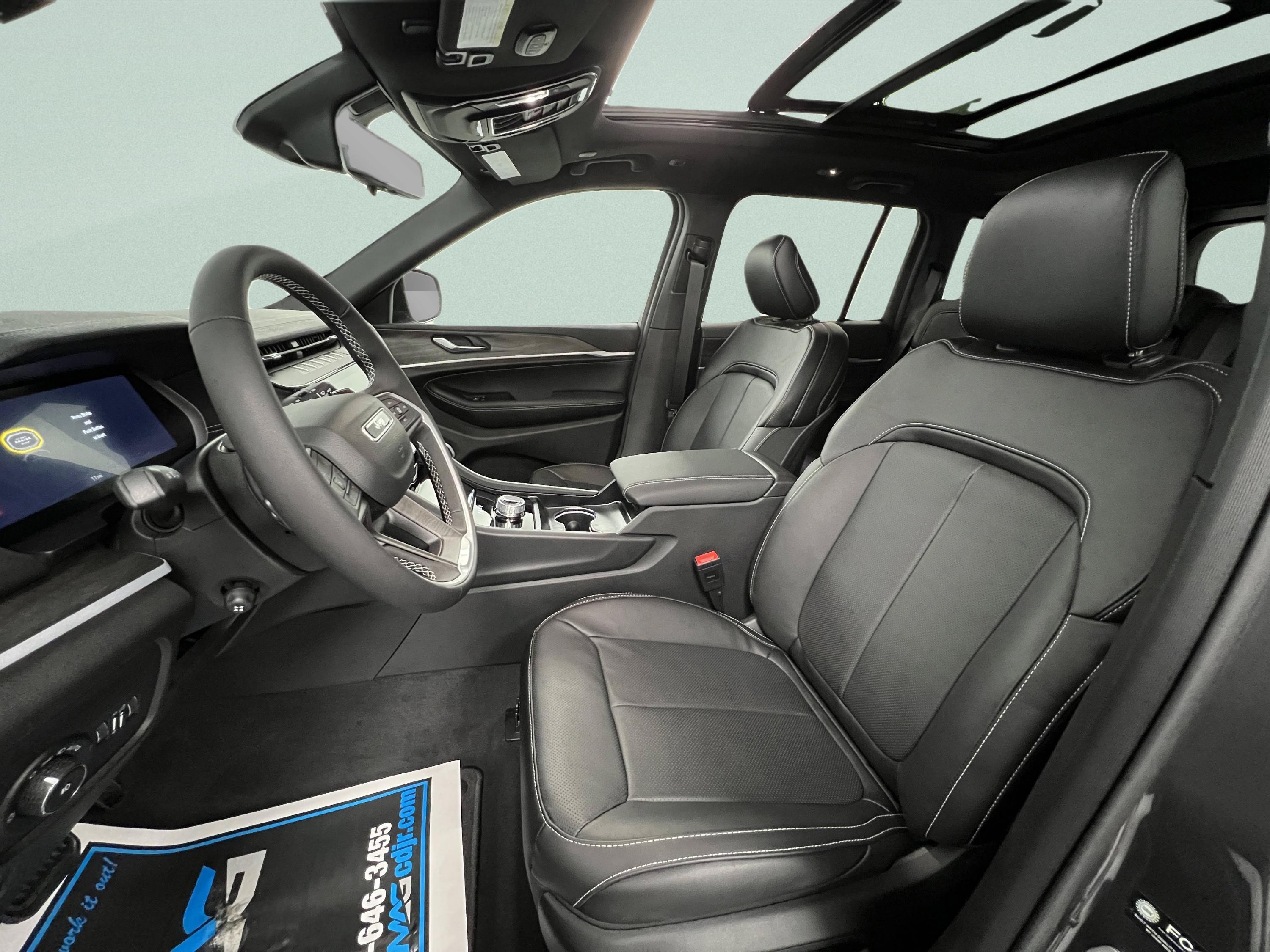 2026 Jeep Grand Cherokee Limited Reserve - Photo 13