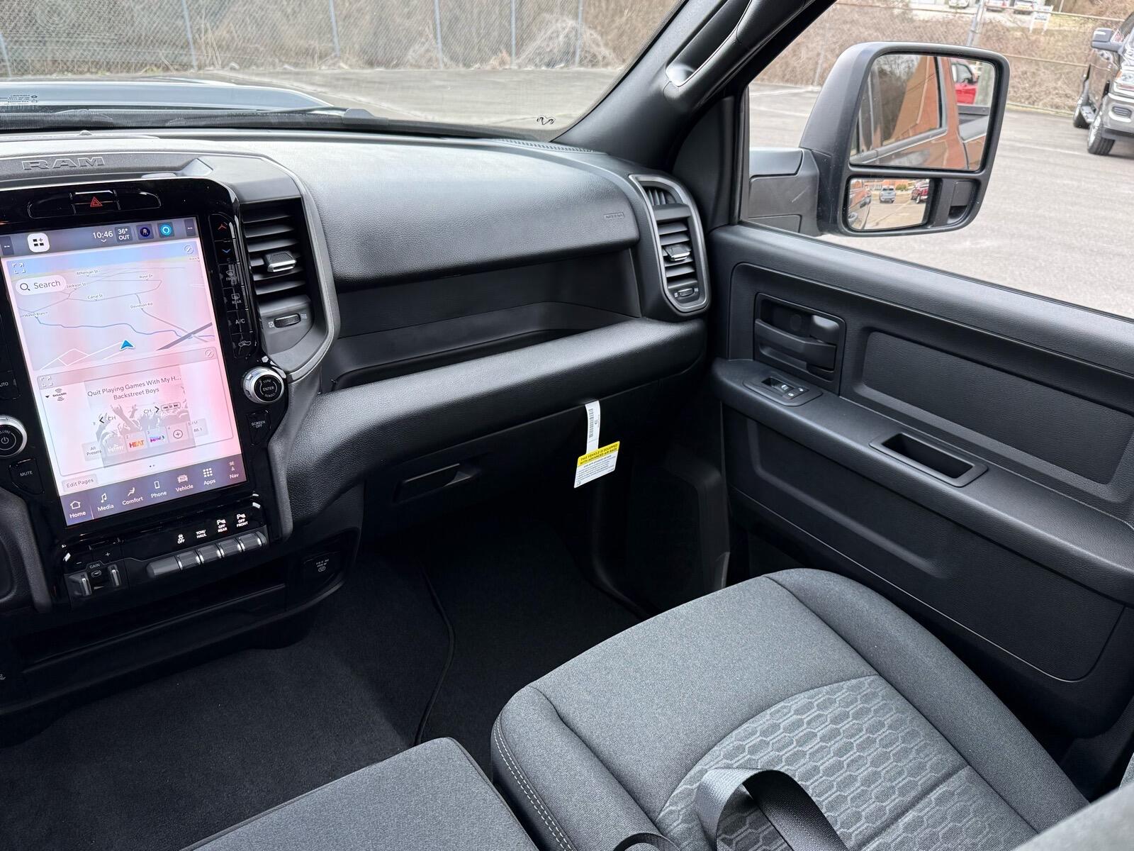 2026 RAM 2500 Tradesman/Black Express - Photo 7
