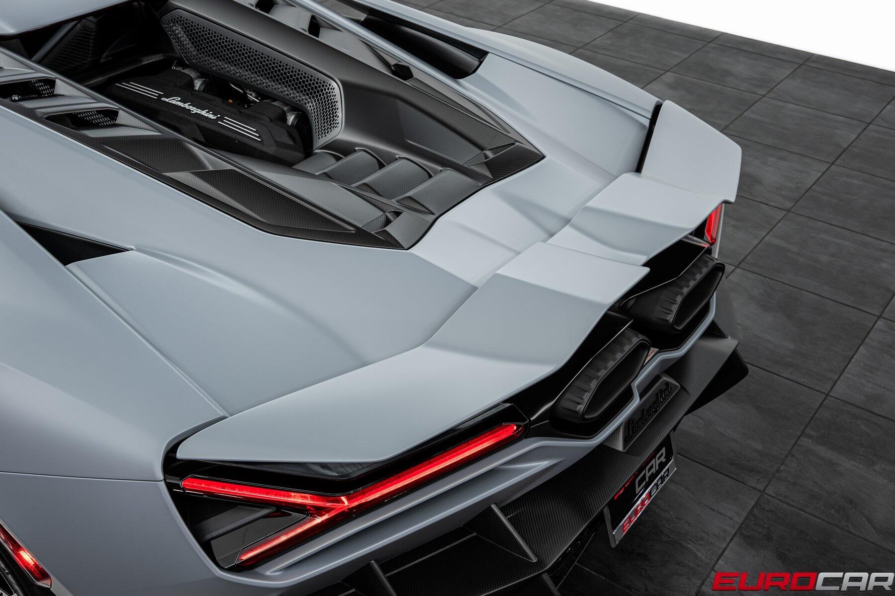 Used 2024 Lamborghini Revuelto *HUGE CARBON OPTIONS * FACTORY MATTE PAINT*Image 25