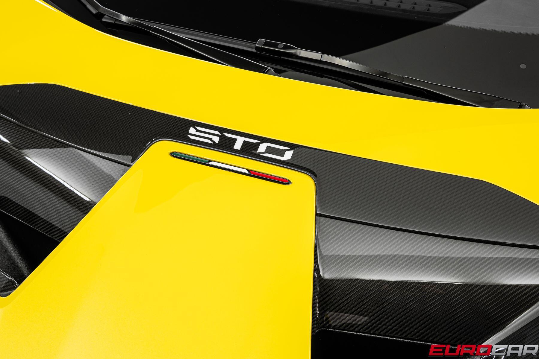 2022 Lamborghini Huracan STO *HUGE CARBON OPTIONS * FRONT LIFT*Image 9