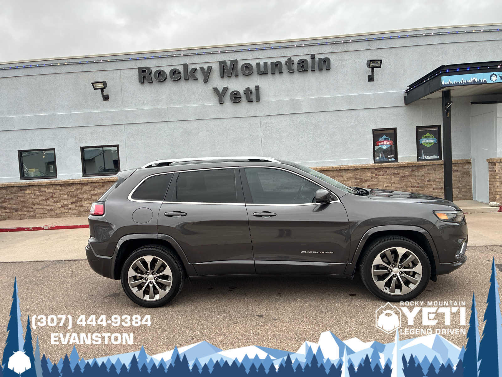 Used 2019 Jeep Cherokee Overland with VIN 1C4PJMJN7KD474729 for sale in Jackson, WY
