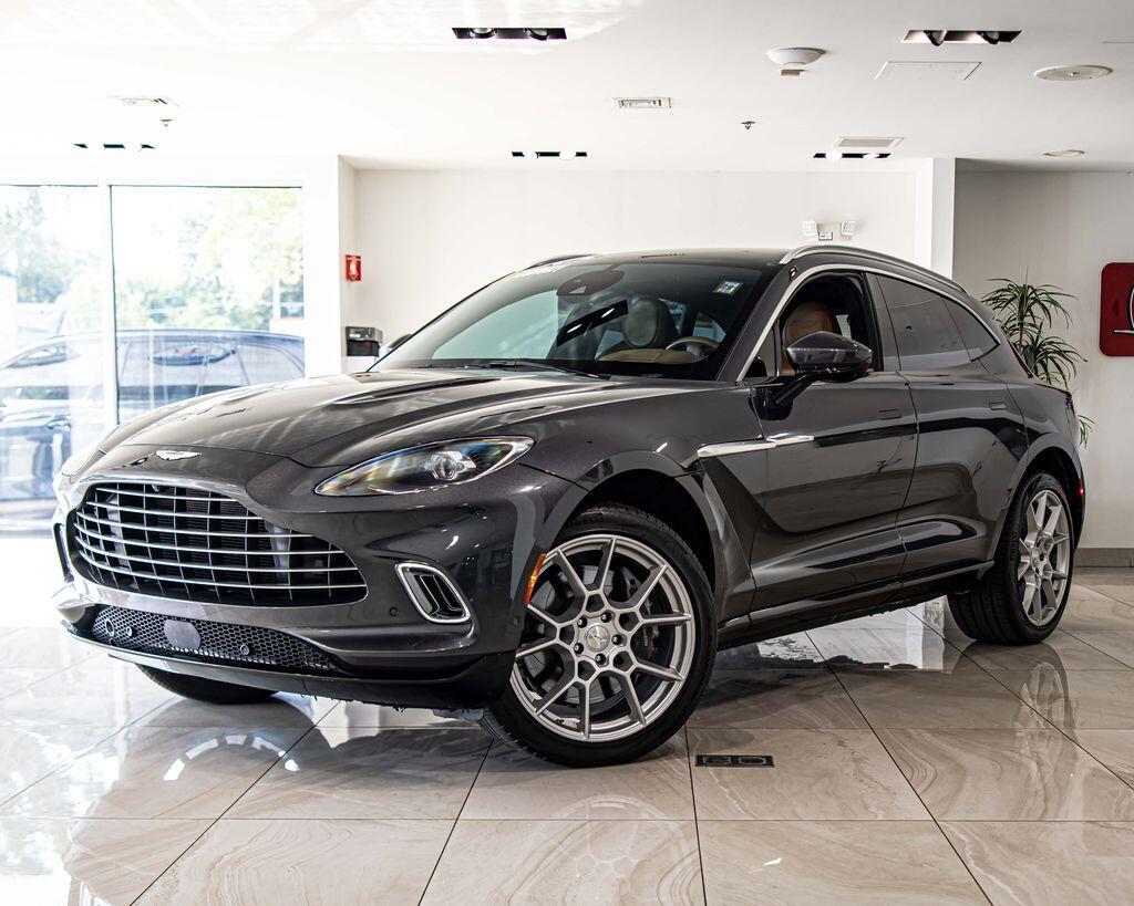 2021 Aston Martin DBX Base