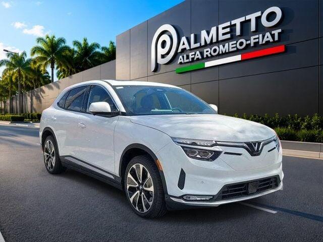 Used 2025 VinFast VF 8 Plus with VIN RLLV1AFA9SH011016 for sale in North Miami, FL