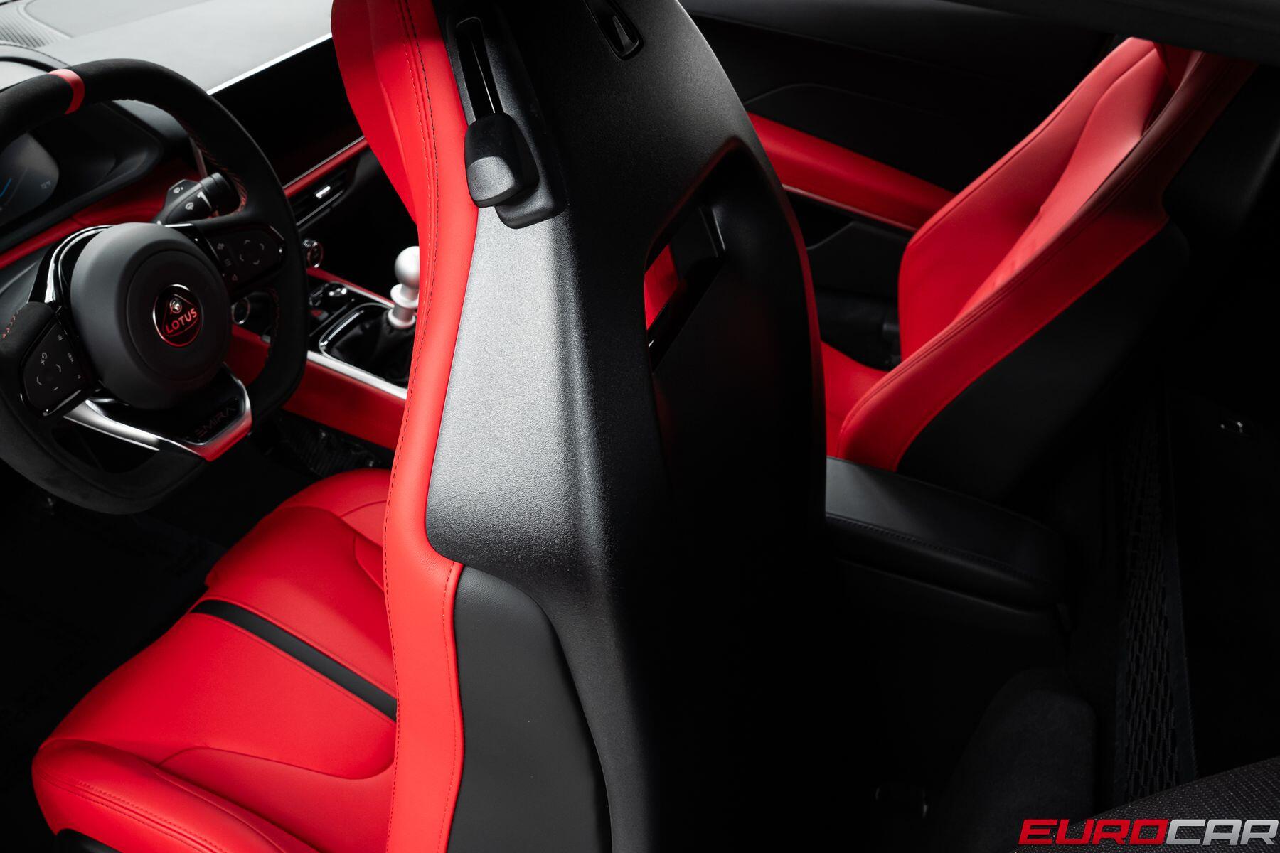2026 Lotus Emira - Photo 40