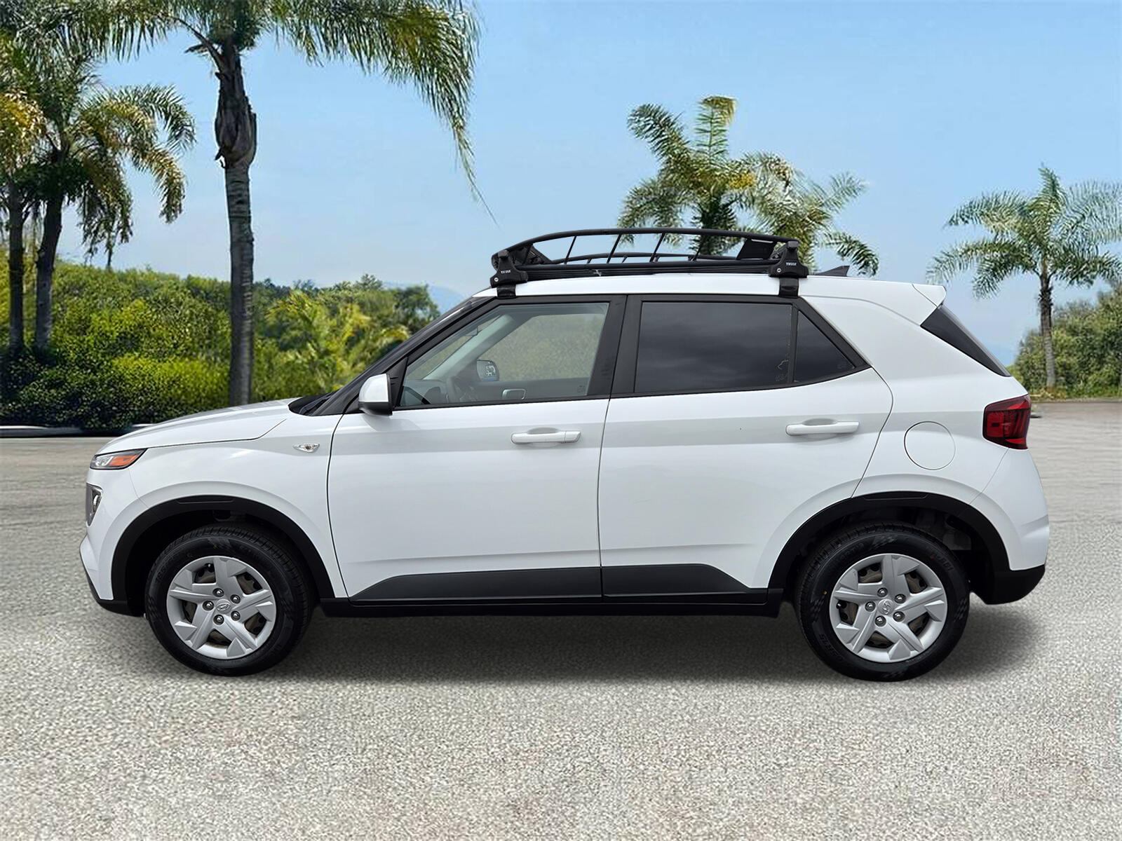 Used 2020 Hyundai Venue SE with VIN KMHRB8A36LU030072 for sale in Downey, CA