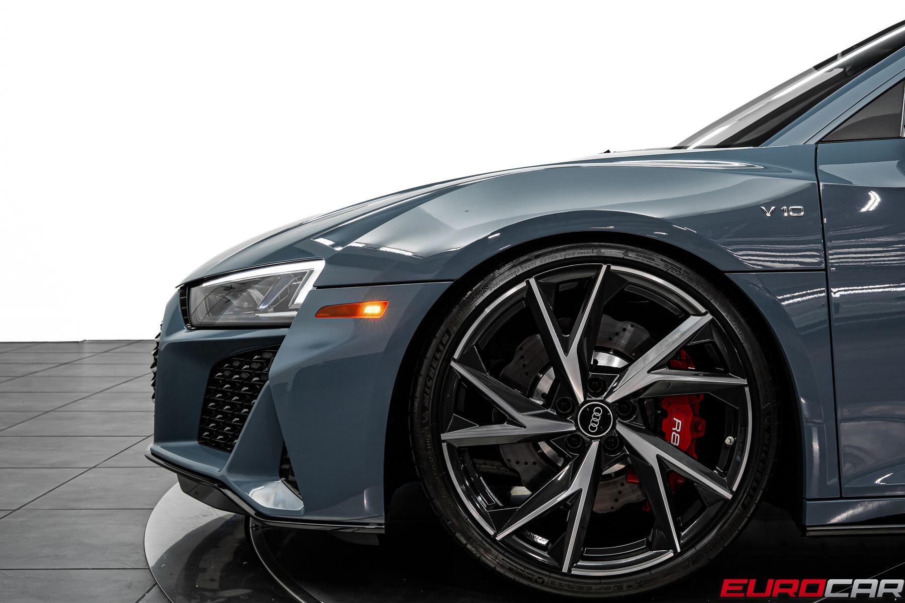 2022 Audi R8 V10 PERFORMANCE RWD * CARBON INTERIOR TRIM*Image 13