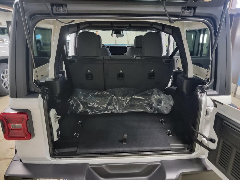 2026 Jeep Wrangler 4-Door Sport S - Photo 12