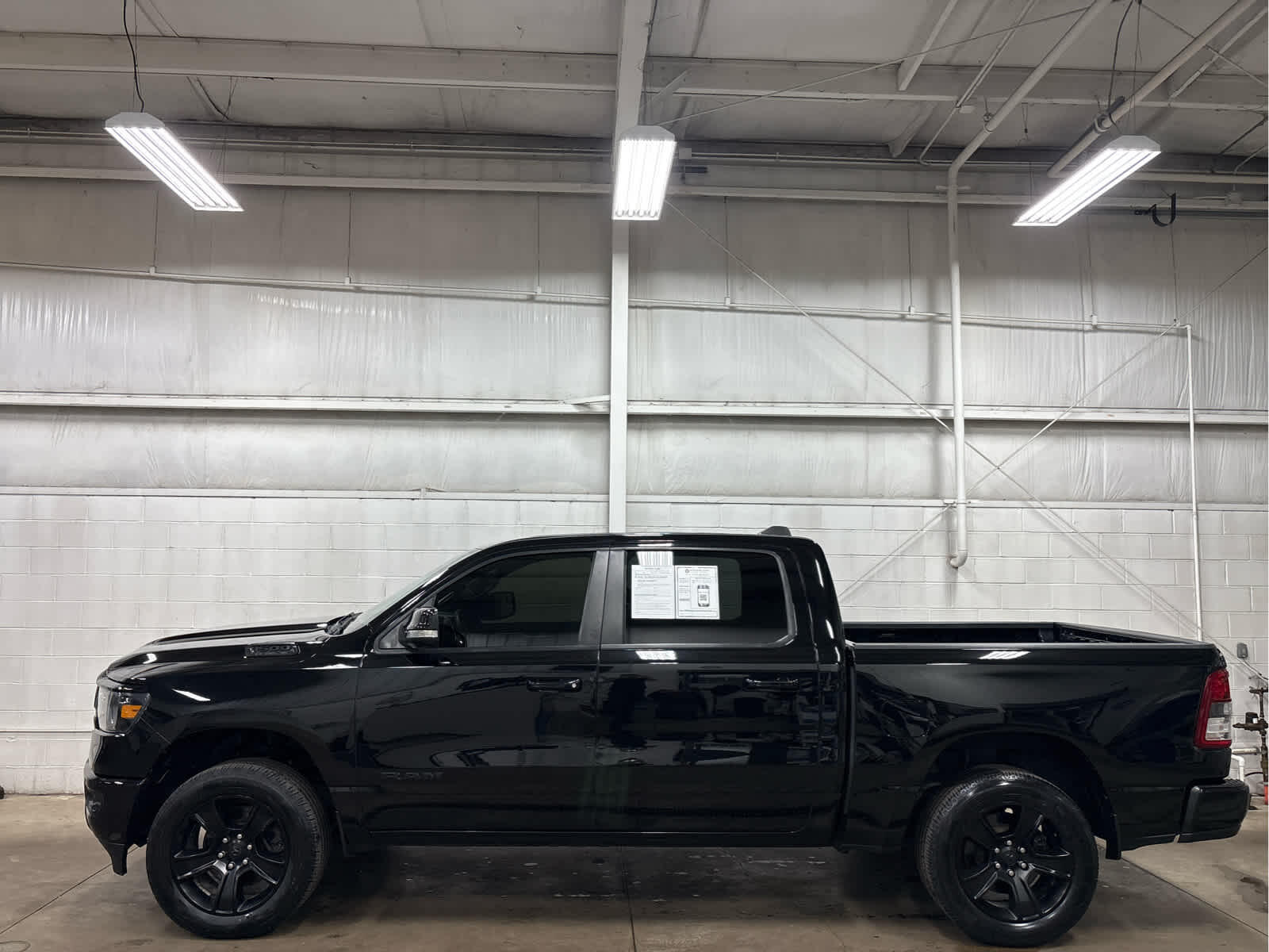 Used 2020 RAM Ram 1500 Pickup Big Horn/Lone Star with VIN 1C6SRFFTXLN258561 for sale in Wilmington, OH
