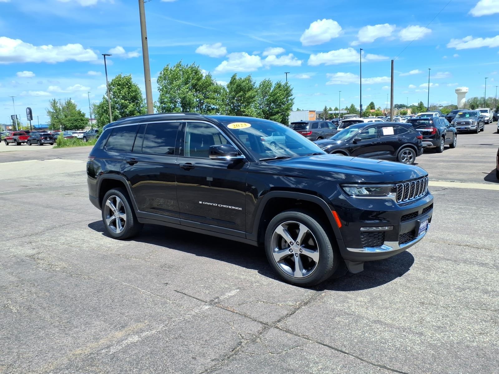 Used 2023 Jeep Grand Cherokee L Limited with VIN 1C4RJKBG8P8745150 for sale in Mankato, Minnesota