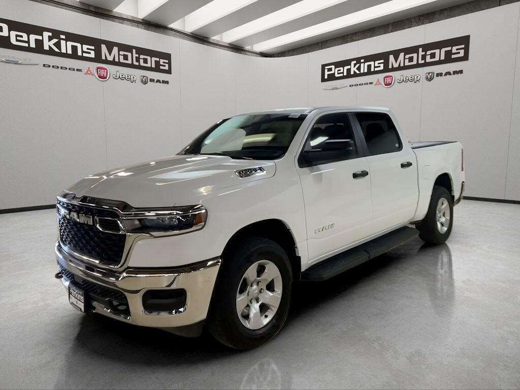 2026 RAM 1500 1500 Tradesman Crew Cab 4x4 5'7' Box