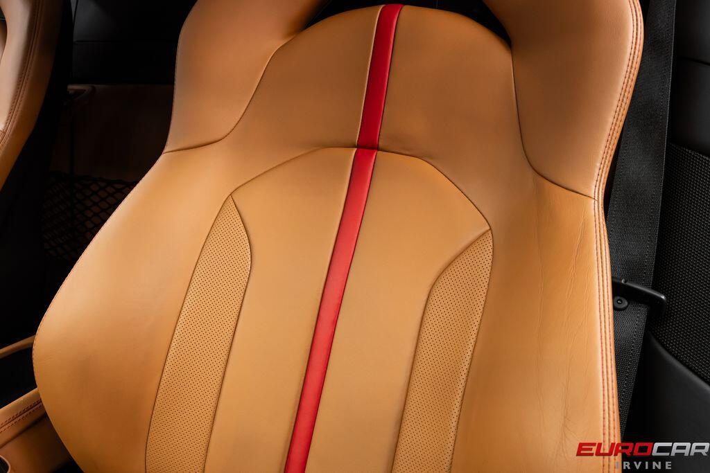 2021 Ferrari F8 Tributo *CARBON STEERING WHEEL * FULL ELECTRIC SEATS*Image 44