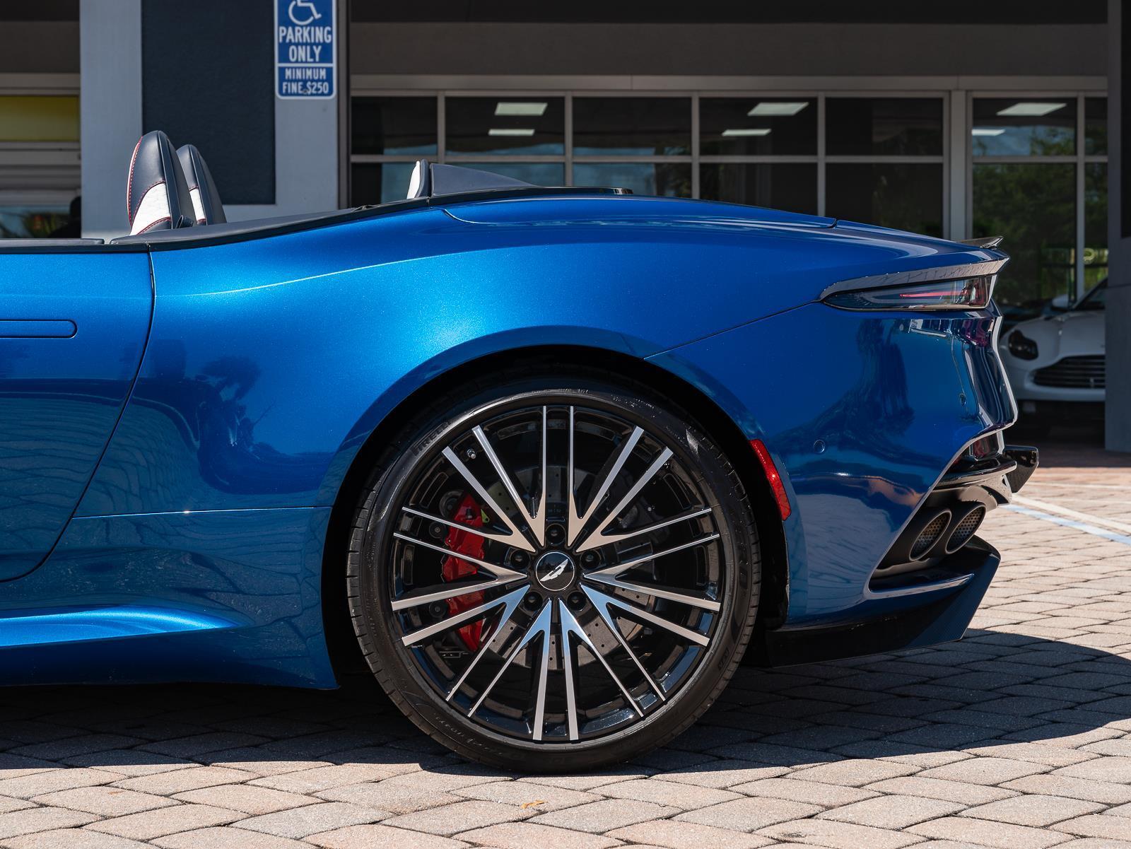 Used 2022 Aston Martin DBS Superleggera