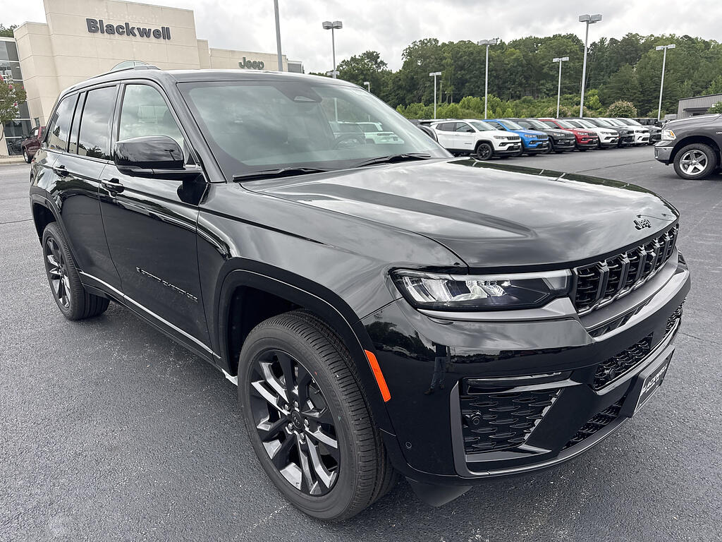 2026 Jeep Grand Cherokee Grand Cherokee Limited Reserve 4x4