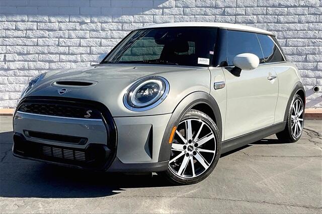 2023 MINI 3 Door S