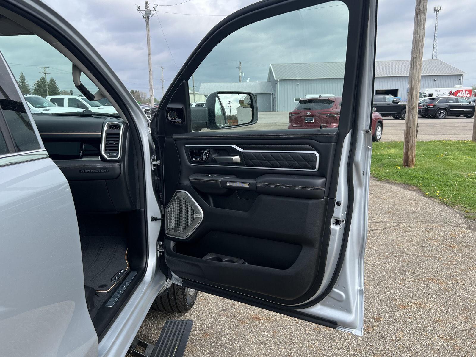 2026 RAM 1500 Tungsten - Photo 34