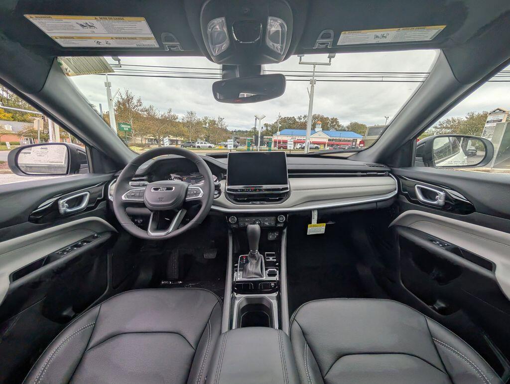2026 Jeep Compass Limited - Photo 10