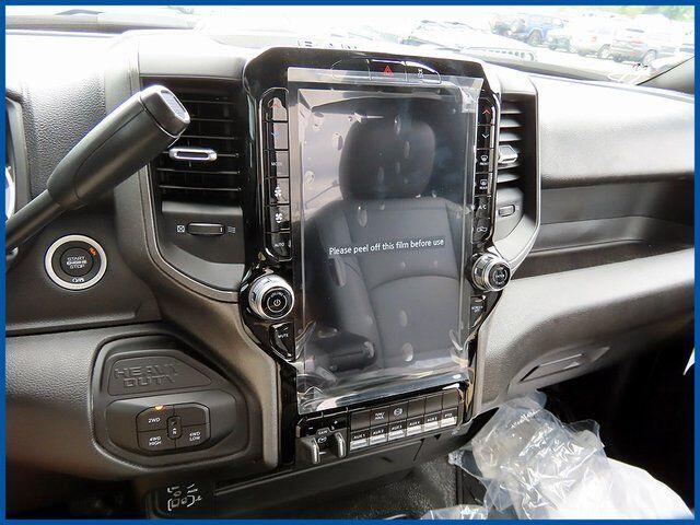 2025 RAM 3500 Chassis Tradesman - Photo 14
